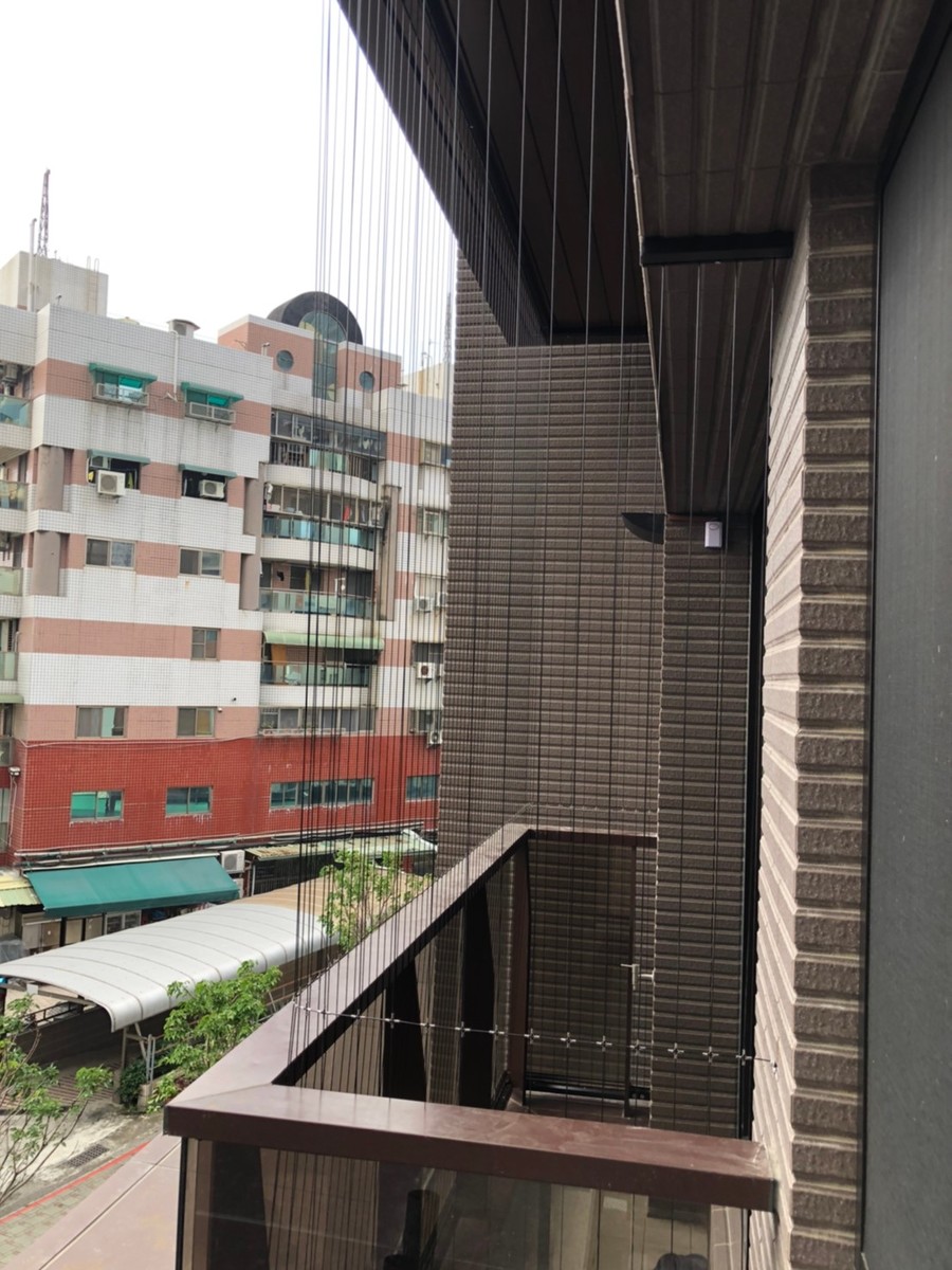 隱形鐵窗 兒童防護窗 兒童防墜窗 防盜窗 防鴿網 防寵物 陽台防護 大樓防護  高雄隱形鐵窗 隱形鐵窗推薦 隱形鐵窗達人 隱形折紗 長昕隱形鐵窗 台南隱形鐵窗 屏東隱形鐵窗 隱形鐵窗工廠直營 隱形鐵窗批發  台北隱形鐵窗 台中隱形鐵窗 鋼絲窗 鋼索窗 防墜窗 安全防護網 傳統鐵窗 鐵窗 不鏽鋼門窗