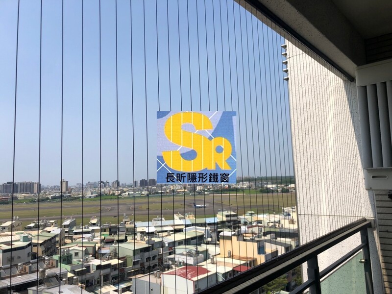 隱形鐵窗 兒童防護窗 兒童防墜窗 防盜窗 防鴿網 防寵物 陽台防護 大樓防護  高雄隱形鐵窗 隱形鐵窗推薦 隱形鐵窗達人 隱形折紗 長昕隱形鐵窗 台南隱形鐵窗 屏東隱形鐵窗 隱形鐵窗工廠直營 隱形鐵窗批發  台北隱形鐵窗 台中隱形鐵窗 鋼絲窗 鋼索窗 防墜窗 安全防護網 傳統鐵窗 鐵窗 不鏽鋼門窗