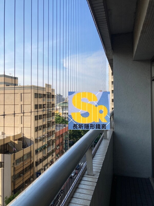 隱形鐵窗 兒童防護窗 兒童防墜窗 防盜窗 防鴿網 防寵物 陽台防護 大樓防護  高雄隱形鐵窗 隱形鐵窗推薦 隱形鐵窗達人 隱形折紗 長昕隱形鐵窗 台南隱形鐵窗 屏東隱形鐵窗 隱形鐵窗工廠直營 隱形鐵窗批發  台北隱形鐵窗 台中隱形鐵窗 鋼絲窗 鋼索窗 防墜窗 安全防護網 傳統鐵窗 鐵窗 不鏽鋼門窗