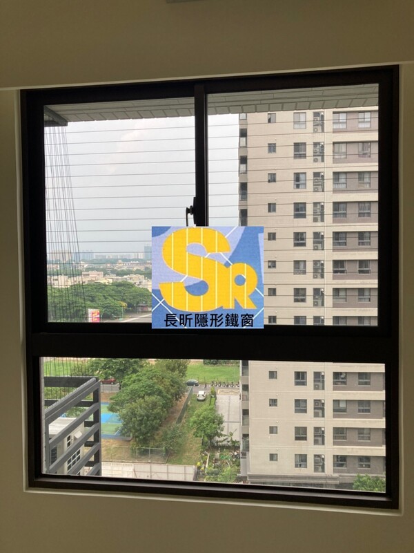 隱形鐵窗 兒童防護窗 兒童防墜窗 防盜窗 防鴿網 防寵物 陽台防護 大樓防護  高雄隱形鐵窗 隱形鐵窗推薦 隱形鐵窗達人 隱形折紗 長昕隱形鐵窗 台南隱形鐵窗 屏東隱形鐵窗 隱形鐵窗工廠直營 隱形鐵窗批發  台北隱形鐵窗 台中隱形鐵窗 鋼絲窗 鋼索窗 防墜窗 安全防護網 傳統鐵窗 鐵窗 不鏽鋼門窗