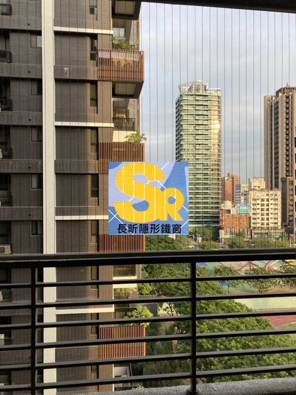 隱形鐵窗 兒童防護窗 兒童防墜窗 防盜窗 防鴿網 防寵物 陽台防護 大樓防護  高雄隱形鐵窗 隱形鐵窗推薦 隱形鐵窗達人 隱形折紗 長昕隱形鐵窗 台南隱形鐵窗 屏東隱形鐵窗 隱形鐵窗工廠直營 隱形鐵窗批發  台北隱形鐵窗 台中隱形鐵窗 鋼絲窗 鋼索窗 防墜窗 安全防護網 傳統鐵窗 鐵窗 不鏽鋼門窗