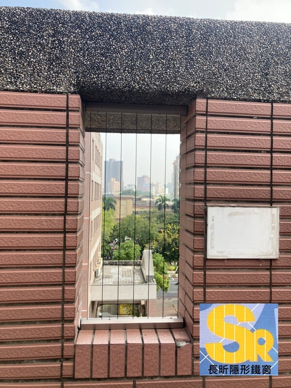 隱形鐵窗 兒童防護窗 兒童防墜窗 防盜窗 防鴿網 防寵物 陽台防護 大樓防護  高雄隱形鐵窗 隱形鐵窗推薦 隱形鐵窗達人 隱形折紗 長昕隱形鐵窗 台南隱形鐵窗 屏東隱形鐵窗 隱形鐵窗工廠直營 隱形鐵窗批發  台北隱形鐵窗 台中隱形鐵窗 鋼絲窗 鋼索窗 防墜窗 安全防護網 傳統鐵窗 鐵窗 不鏽鋼門窗