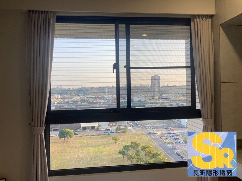 隱形鐵窗 兒童防護窗 兒童防墜窗 防盜窗 防鴿網 防寵物 陽台防護 大樓防護  高雄隱形鐵窗 隱形鐵窗推薦 隱形鐵窗達人 隱形折紗 長昕隱形鐵窗 台南隱形鐵窗 屏東隱形鐵窗 隱形鐵窗工廠直營 隱形鐵窗批發  台北隱形鐵窗 台中隱形鐵窗 鋼絲窗 鋼索窗 防墜窗 安全防護網 傳統鐵窗 鐵窗 不鏽鋼門窗
