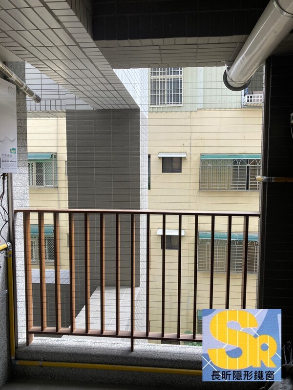 隱形鐵窗 兒童防護窗 兒童防墜窗 防盜窗 防鴿網 防寵物 陽台防護 大樓防護  高雄隱形鐵窗 隱形鐵窗推薦 隱形鐵窗達人 隱形折紗 長昕隱形鐵窗 台南隱形鐵窗 屏東隱形鐵窗 隱形鐵窗工廠直營 隱形鐵窗批發  台北隱形鐵窗 台中隱形鐵窗 鋼絲窗 鋼索窗 防墜窗 安全防護網 傳統鐵窗 鐵窗 不鏽鋼門窗