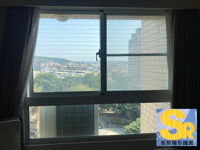 隱形鐵窗 兒童防護窗 兒童防墜窗 防盜窗 防鴿網 防寵物 陽台防護 大樓防護  高雄隱形鐵窗 隱形鐵窗推薦 隱形鐵窗達人 隱形折紗 長昕隱形鐵窗 台南隱形鐵窗 屏東隱形鐵窗 隱形鐵窗工廠直營 隱形鐵窗批發  台北隱形鐵窗 台中隱形鐵窗 鋼絲窗 鋼索窗 防墜窗 安全防護網 傳統鐵窗 鐵窗 不鏽鋼門窗