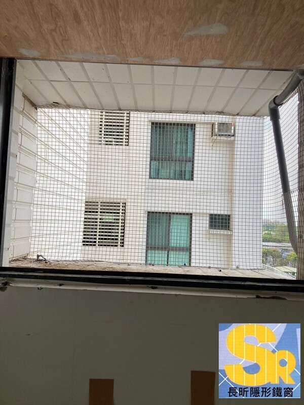 隱形鐵窗 兒童防護窗 兒童防墜窗 防盜窗 防鴿網 防寵物 陽台防護 大樓防護  高雄隱形鐵窗 隱形鐵窗推薦 隱形鐵窗達人 隱形折紗 長昕隱形鐵窗 台南隱形鐵窗 屏東隱形鐵窗 隱形鐵窗工廠直營 隱形鐵窗批發  台北隱形鐵窗 台中隱形鐵窗 鋼絲窗 鋼索窗 防墜窗 安全防護網 傳統鐵窗 鐵窗 不鏽鋼門窗