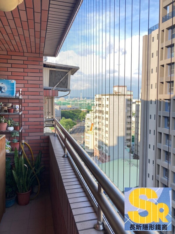 隱形鐵窗 兒童防護窗 兒童防墜窗 防盜窗 防鴿網 防寵物 陽台防護 大樓防護  高雄隱形鐵窗 隱形鐵窗推薦 隱形鐵窗達人 隱形折紗 長昕隱形鐵窗 台南隱形鐵窗 屏東隱形鐵窗 隱形鐵窗工廠直營 隱形鐵窗批發  台北隱形鐵窗 台中隱形鐵窗 鋼絲窗 鋼索窗 防墜窗 安全防護網 傳統鐵窗 鐵窗 不鏽鋼門窗