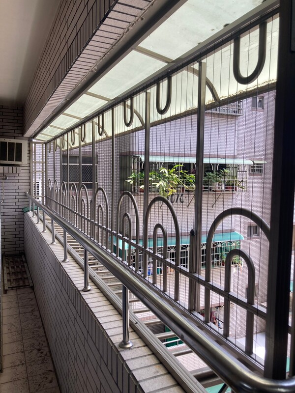 隱形鐵窗 兒童防護窗 兒童防墜窗 防盜窗 防鴿網 防寵物 陽台防護 大樓防護  高雄隱形鐵窗 隱形鐵窗推薦 隱形鐵窗達人 隱形折紗 長昕隱形鐵窗 台南隱形鐵窗 屏東隱形鐵窗 隱形鐵窗工廠直營 隱形鐵窗批發  台北隱形鐵窗 台中隱形鐵窗 鋼絲窗 鋼索窗 防墜窗 安全防護網 傳統鐵窗 鐵窗 不鏽鋼門窗