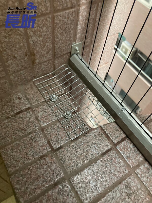 高雄隱形鐵窗 隱形鐵窗高雄 屏東隱形鐵窗 隱形鐵窗屏東 台南隱形鐵窗 隱形鐵窗台南 嘉義隱形鐵窗 隱形鐵窗嘉義 雲林隱形鐵窗 隱形鐵窗雲林 彰化隱形鐵窗 隱形鐵窗彰化 台中隱形鐵窗 隱形鐵窗台中 南投隱形鐵窗 隱形鐵窗南投 桃園隱形鐵窗 隱形鐵窗桃園 新竹隱形鐵窗 隱形鐵窗新竹 苗栗隱形鐵窗 隱形鐵窗苗栗 台北隱形鐵窗 隱形鐵窗台北 新北隱形鐵窗 隱形鐵窗新北 澎湖隱形鐵窗 隱形鐵窗澎湖 金門隱形鐵窗 隱形鐵窗金門 隱形鐵窗 兒童防護窗 兒童防墜窗 防盜窗 防鴿網 防寵物 陽台防護 大樓防護  隱形鐵窗推薦 隱形鐵窗達人 隱形折紗 長昕隱形鐵窗  隱形鐵窗工廠直營 隱形鐵窗批發  鋼絲窗 鋼索窗 防墜窗 安全防護網 傳統鐵窗 鐵窗 不鏽鋼門窗